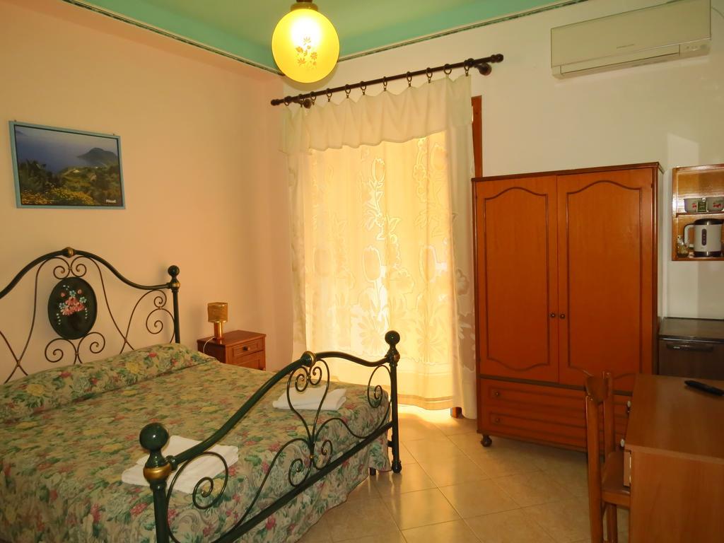Casa Vittorio B&B リーパリ 部屋 写真