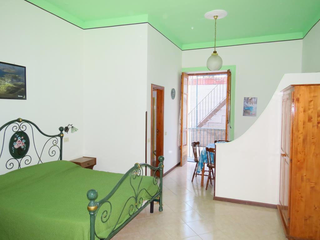 Casa Vittorio B&B リーパリ エクステリア 写真