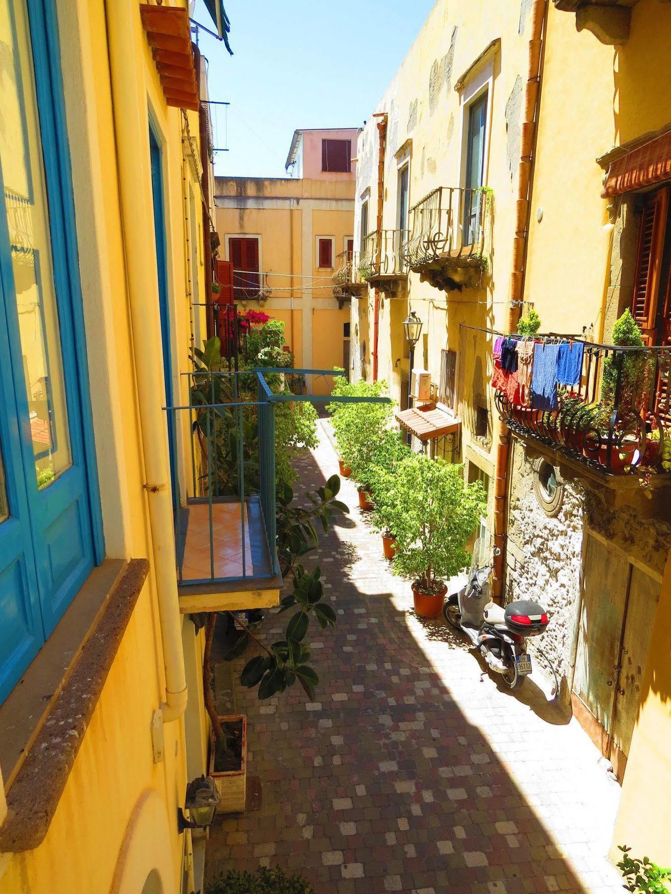 Casa Vittorio B&B リーパリ エクステリア 写真