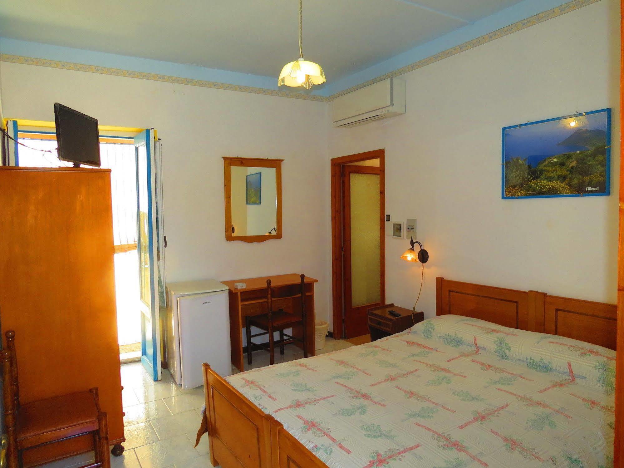 Casa Vittorio B&B リーパリ エクステリア 写真