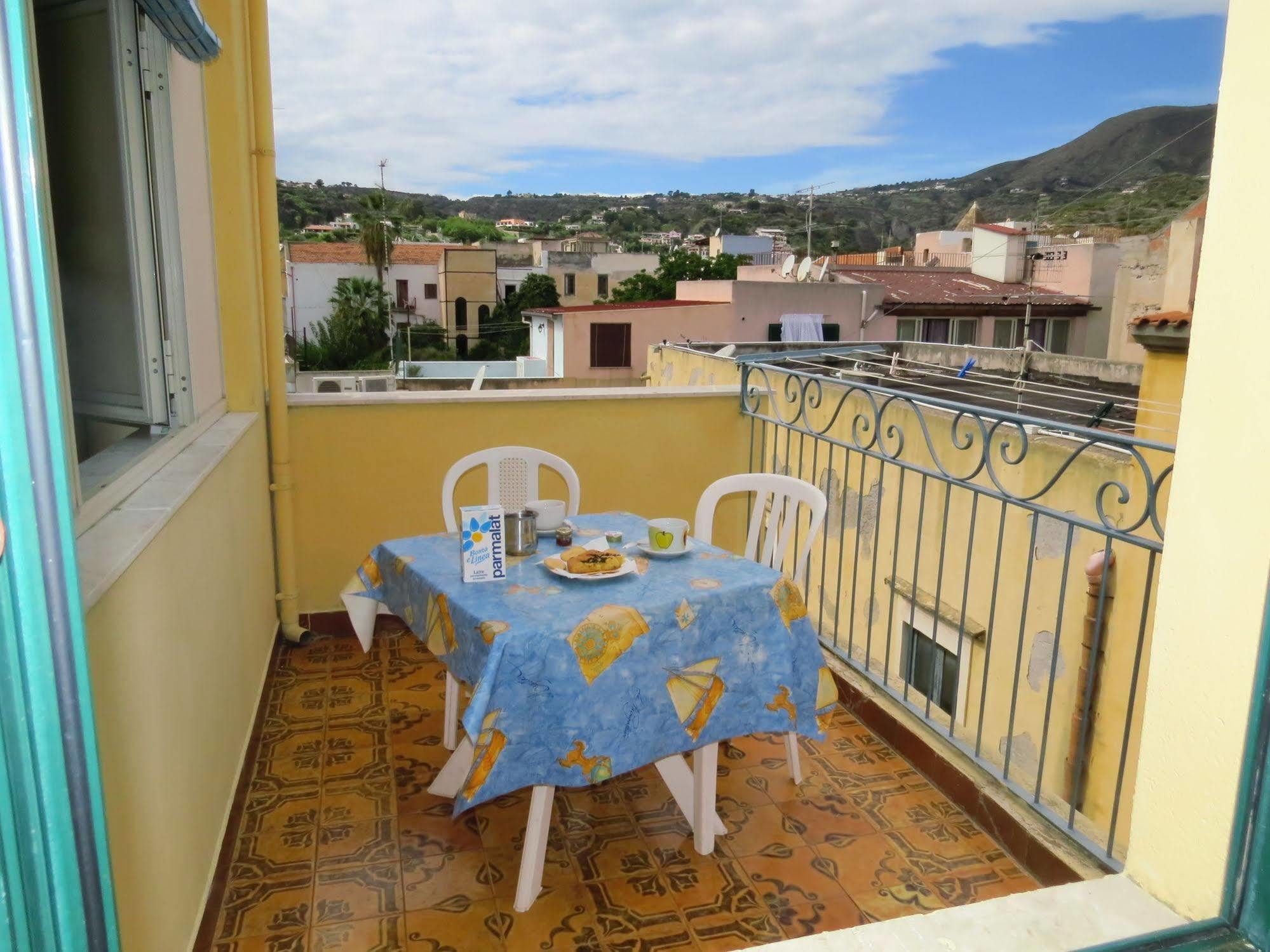 Casa Vittorio B&B リーパリ エクステリア 写真