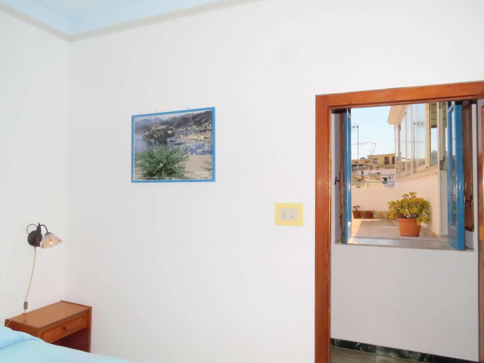 Casa Vittorio B&B リーパリ エクステリア 写真